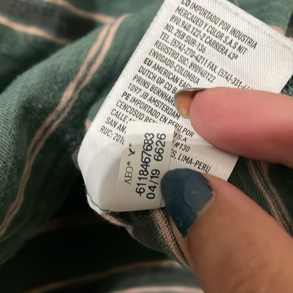 American Eagle Outfitters Annie’s Green Striped Tee on Sweet Magnolias Size S - Picture 7 of 8